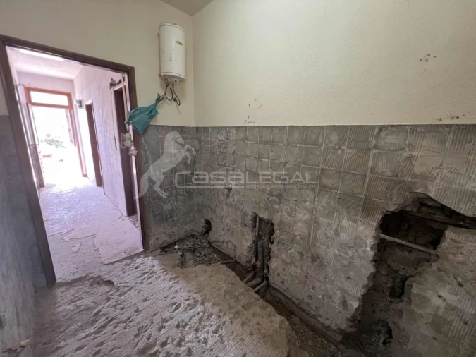 Moradia T2 para Venda em Canhas Foto 8