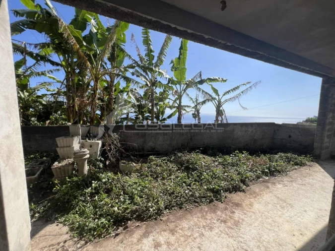 Moradia T2 para Venda em Canhas Foto 13