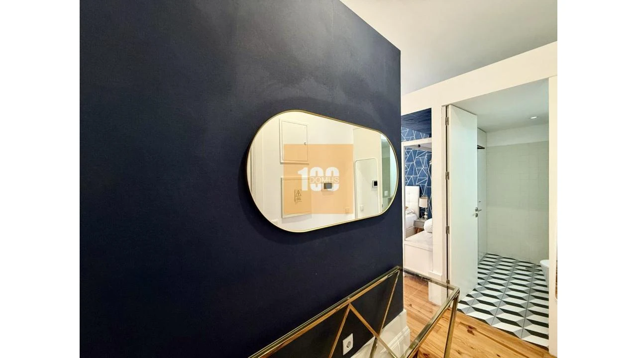 Apartamento T1 para Venda em Cedofeita, Santo Ildefonso, Sé, Miragaia, São Nicolau e Vitória Foto 1