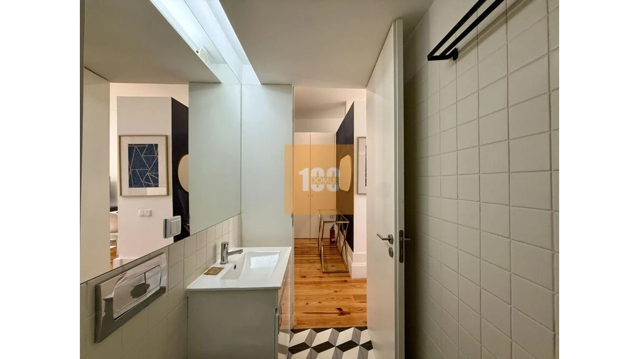 Apartamento T1 para Venda em Cedofeita, Santo Ildefonso, Sé, Miragaia, São Nicolau e Vitória Foto 5