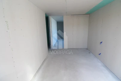 Apartamento T2 para Venda em Real, Dume e Semelhe