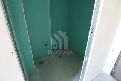 Apartamento T2 para Venda em Real, Dume e Semelhe