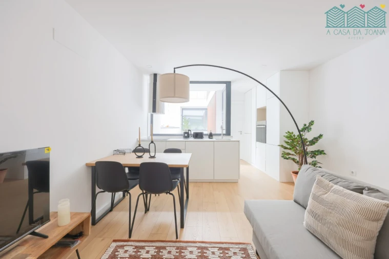 Apartamento T1 para Arrendamento em Glória e Vera Cruz