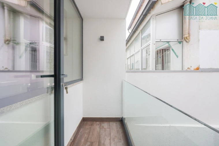 Apartamento T1 para Arrendamento em Glória e Vera Cruz Foto 10