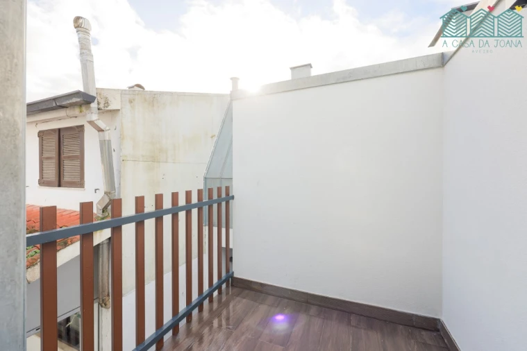 Apartamento T1 para Arrendamento em Glória e Vera Cruz Foto 28