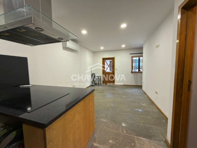 Prédio para Venda em Arcozelo Foto 7