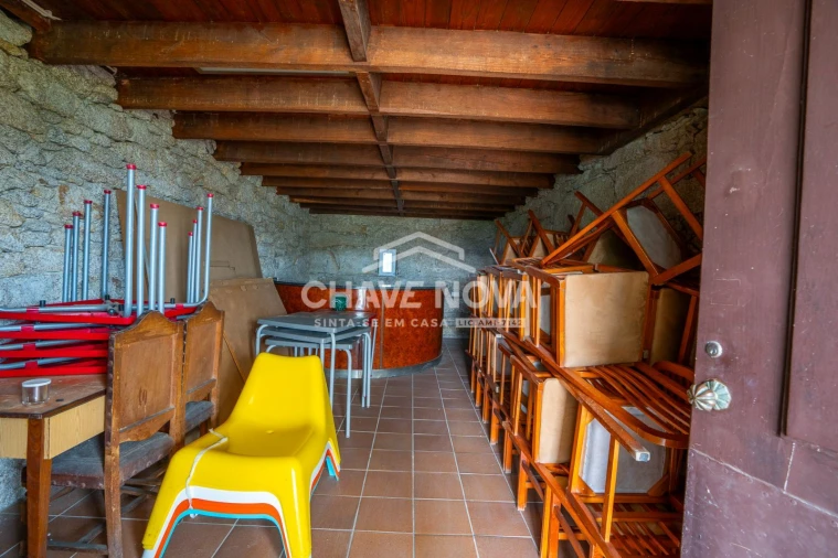 Quinta T4 para Venda em Coronado (São Romão e São Mamede) Foto 17