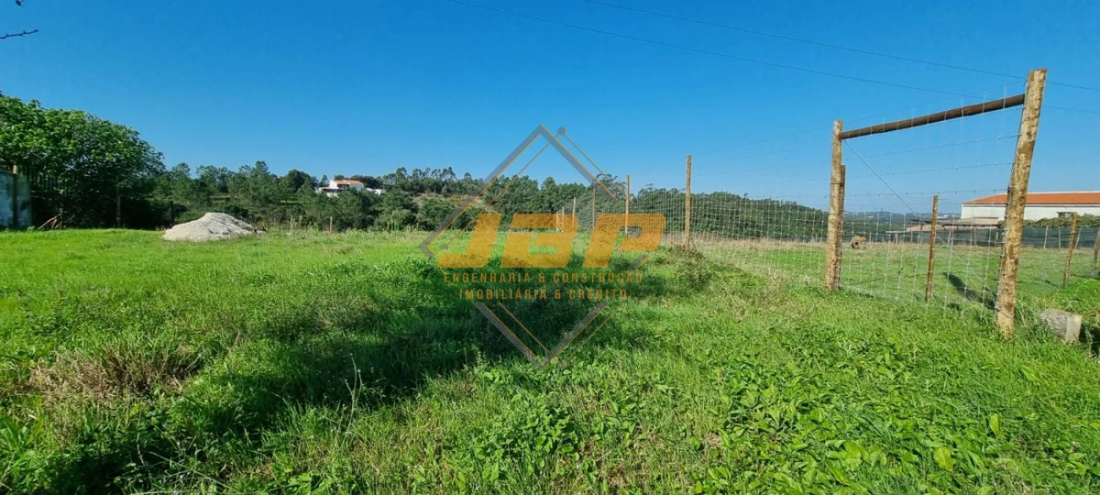 Moradia T3 para Venda em Alvorninha Foto 23