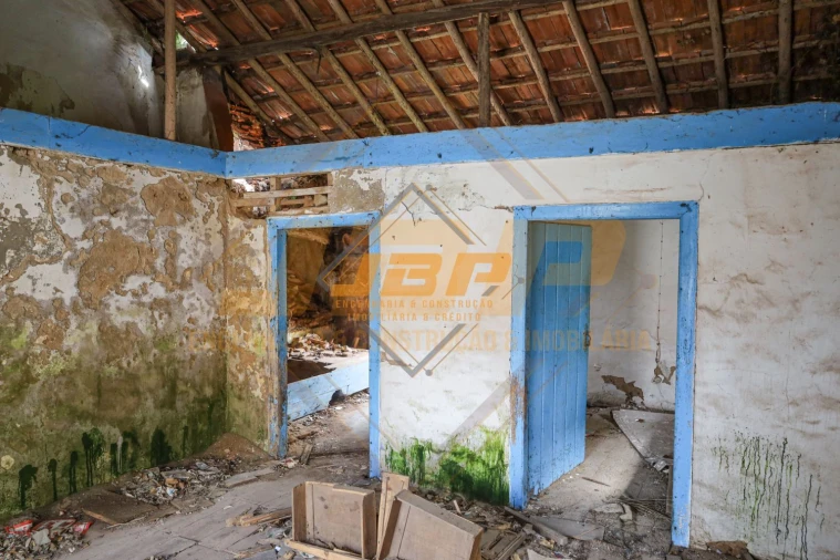 Moradia T2 para Venda em Tornada e Salir do Porto Foto 12