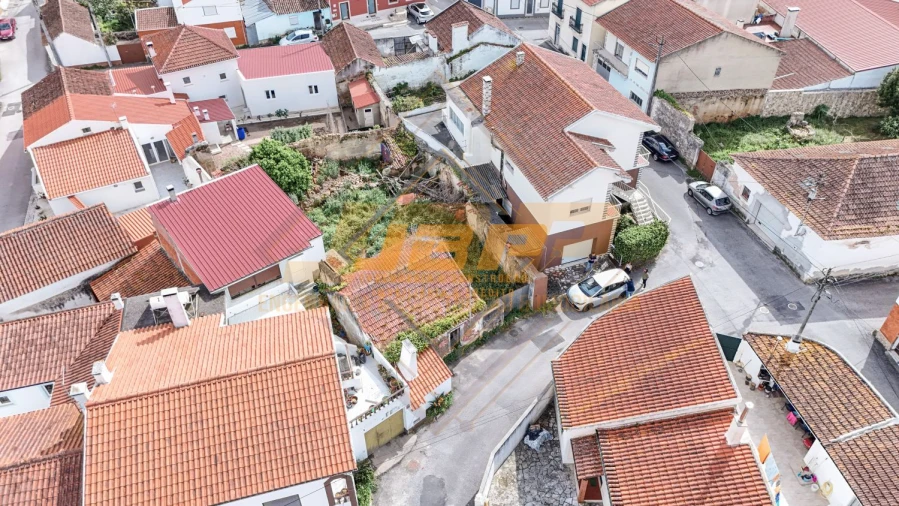 Moradia T2 para Venda em Tornada e Salir do Porto Foto 26