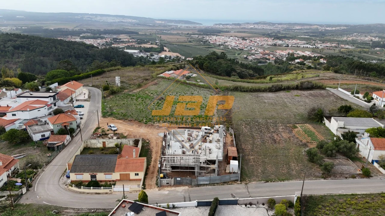 Moradia T3 para Venda em Alfeizerão Foto 11