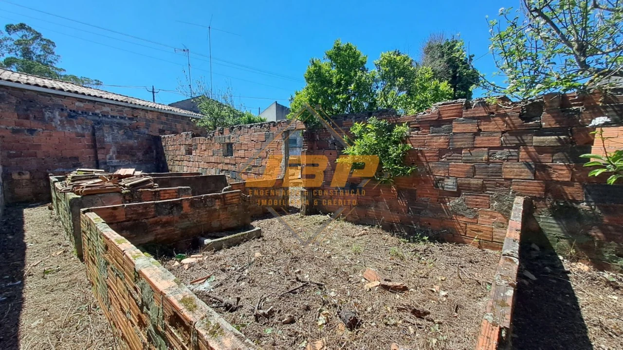 Garagem para Venda em Benedita Foto 36