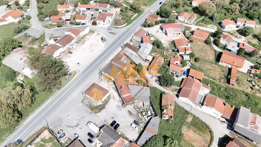 Garagem para Venda em Benedita Foto 50