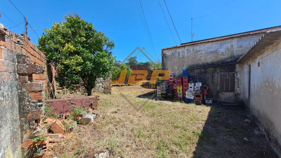 Garagem para Venda em Benedita Foto 15