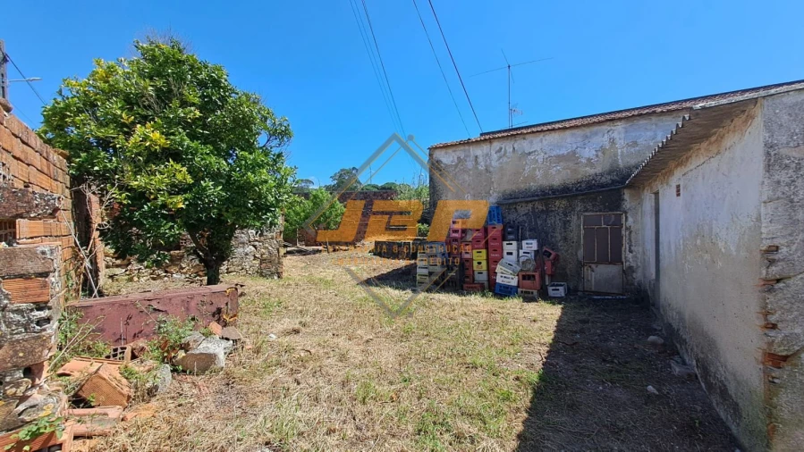 Garagem para Venda em Benedita Foto 32