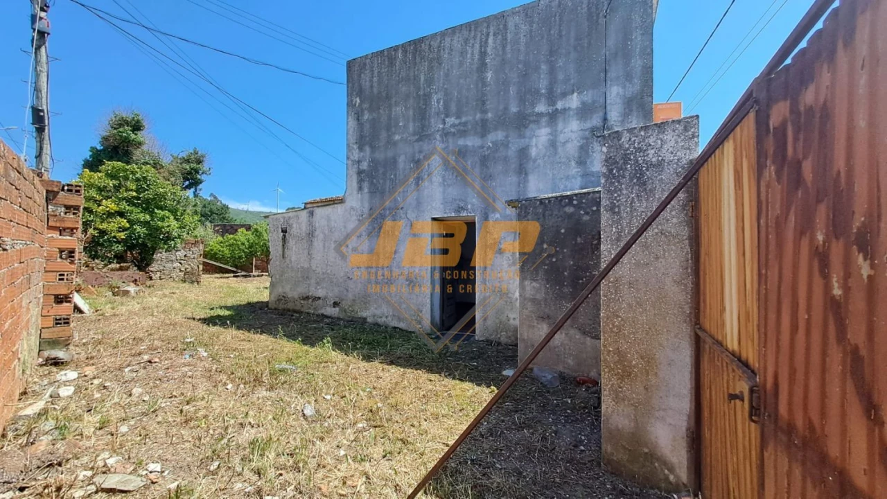 Garagem para Venda em Benedita Foto 25