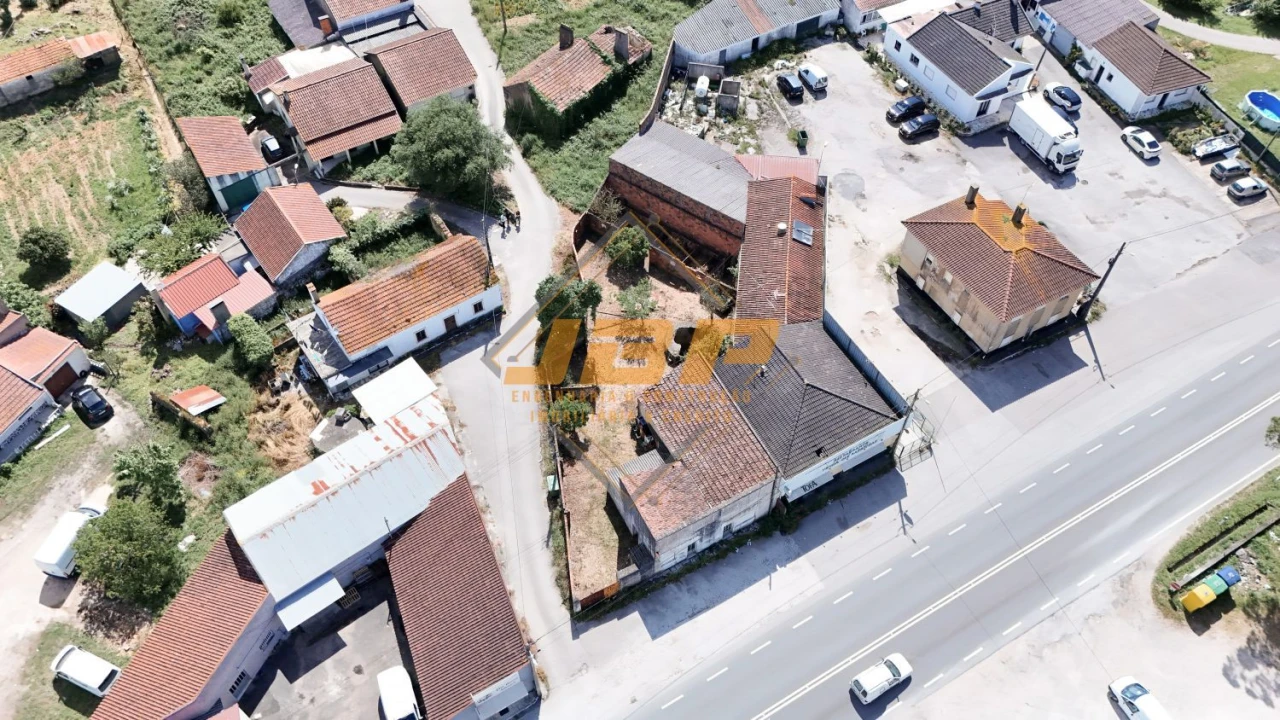 Garagem para Venda em Benedita Foto 48