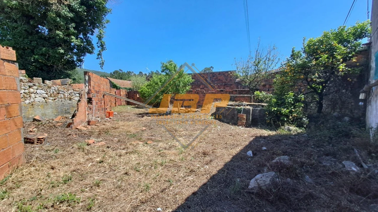 Garagem para Venda em Benedita Foto 43