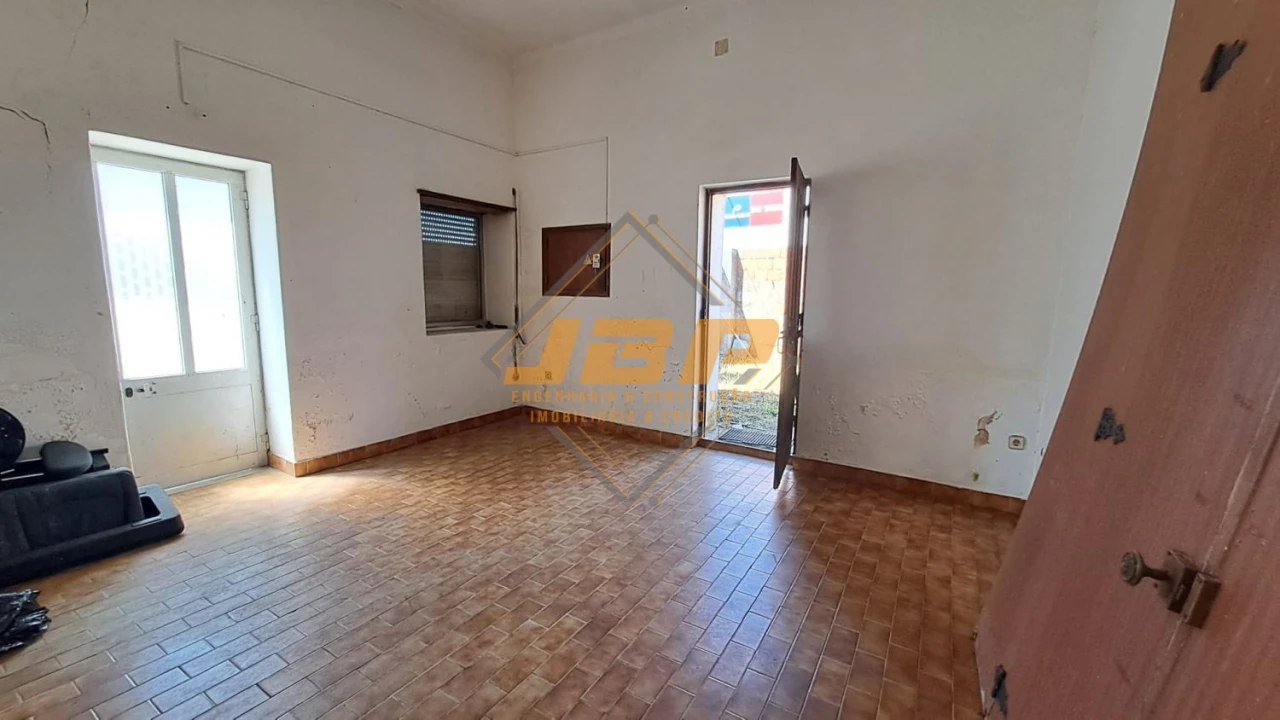 Garagem para Venda em Benedita Foto 21