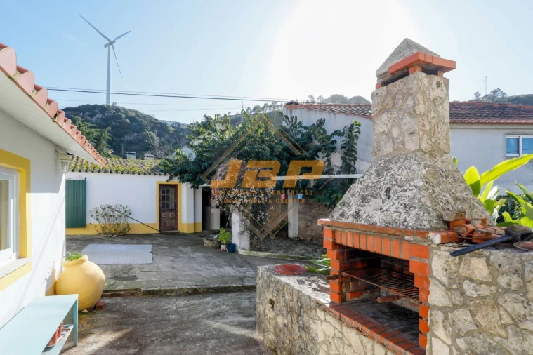 Moradia T1 para Venda em Po Foto 35