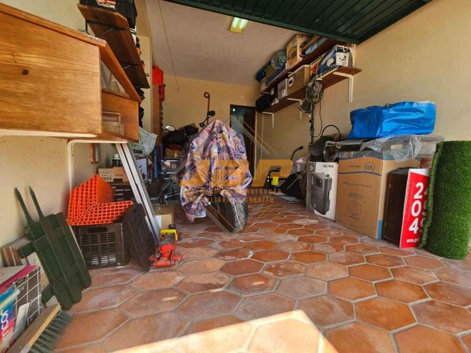 Moradia T3 para Venda em Alfeizerão Foto 11