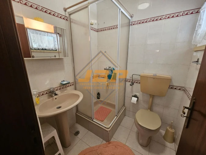 Moradia T3 para Venda em Alfeizerão Foto 14