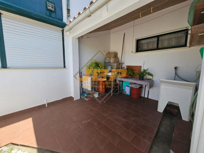 Moradia T3 para Venda em Alfeizerão Foto 26