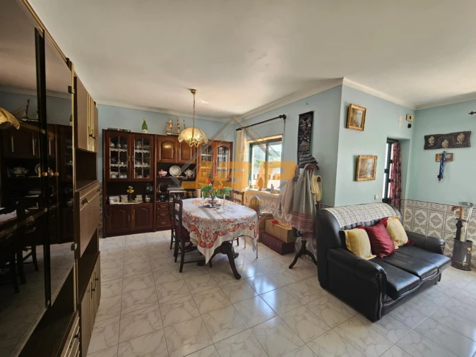 Moradia T3 para Venda em Alfeizerão Foto 2