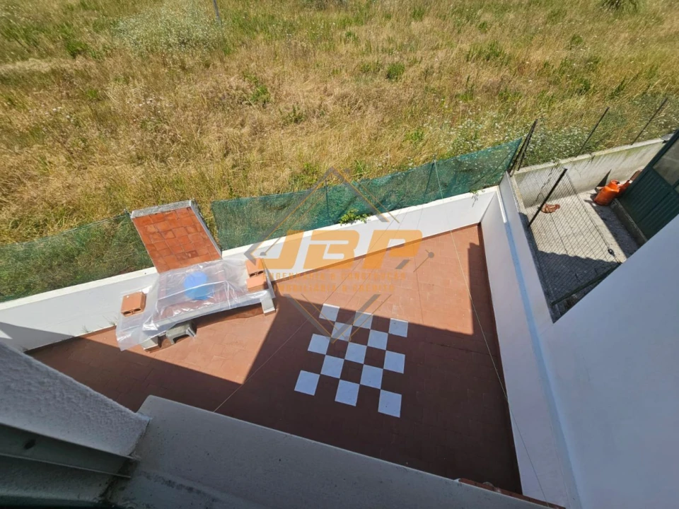 Moradia T3 para Venda em Alfeizerão Foto 32