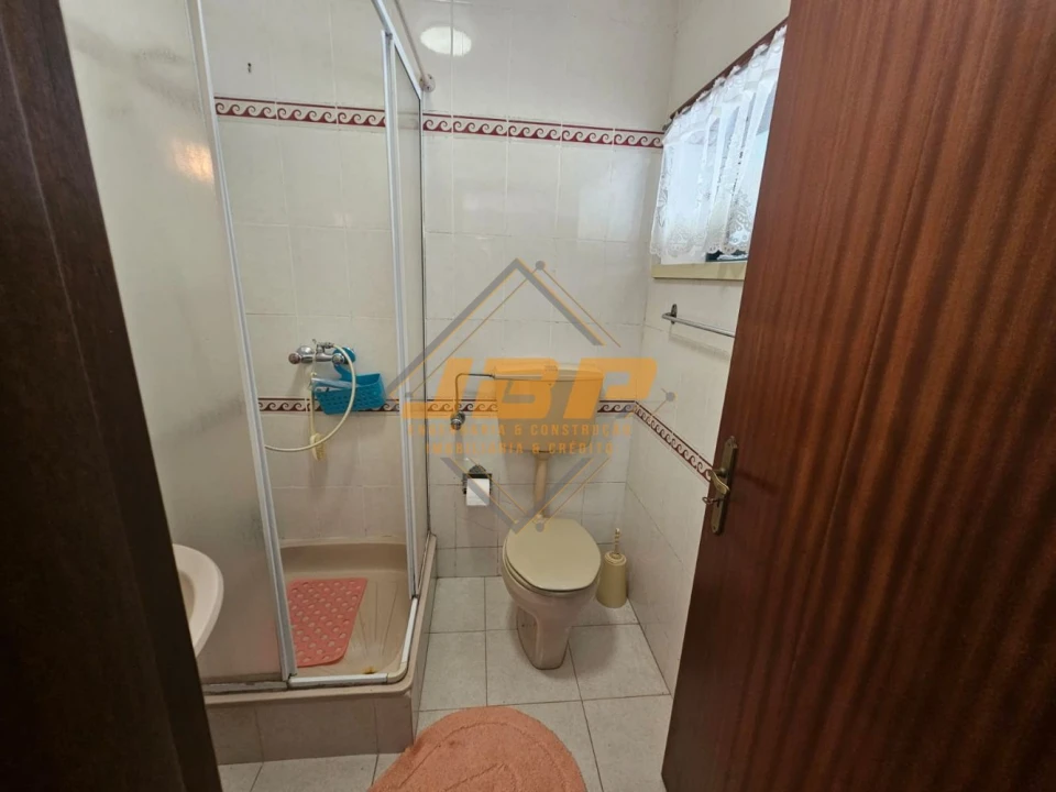 Moradia T3 para Venda em Alfeizerão Foto 9