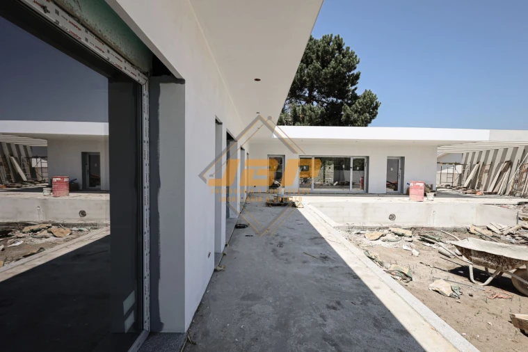 Moradia T4 para Venda em Nadadouro Foto 8