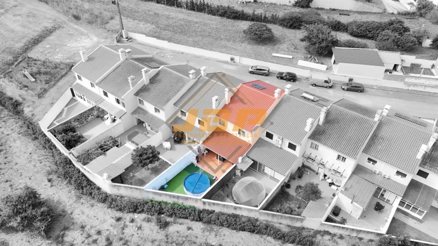 Moradia T4 para Venda em Alfeizerão