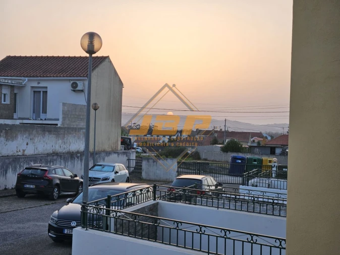 Moradia T4 para Venda em Alfeizerão Foto 41