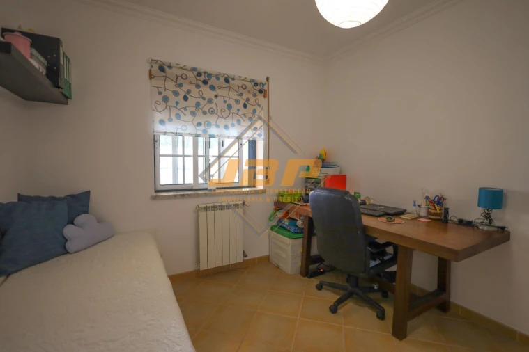 Moradia T4 para Venda em Alfeizerão Foto 10