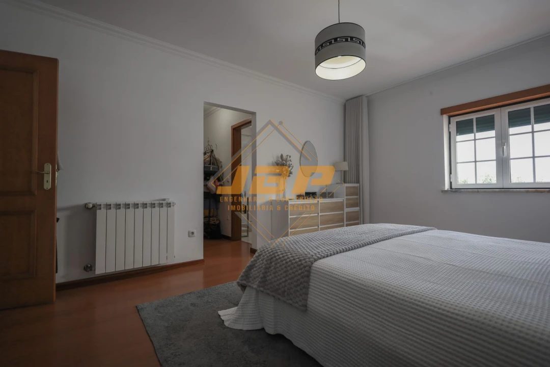 Moradia T4 para Venda em Alfeizerão Foto 26