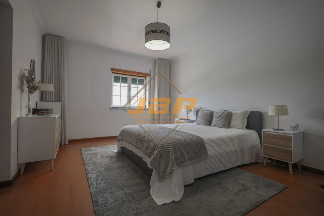 Moradia T4 para Venda em Alfeizerão Foto 25