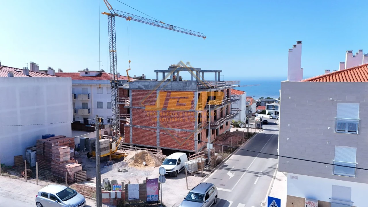 Apartamento T2 para Venda em Nazare Foto 16