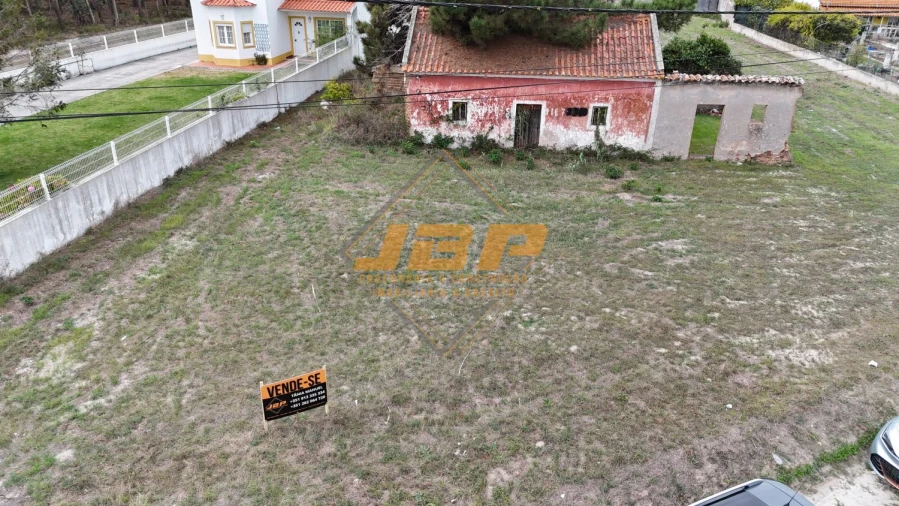 Moradia T1 para Venda em Tornada e Salir do Porto Foto 9