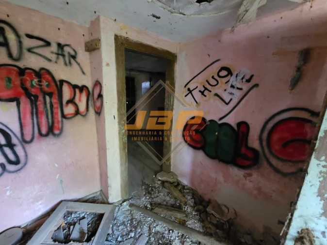 Moradia T1 para Venda em Tornada e Salir do Porto Foto 12