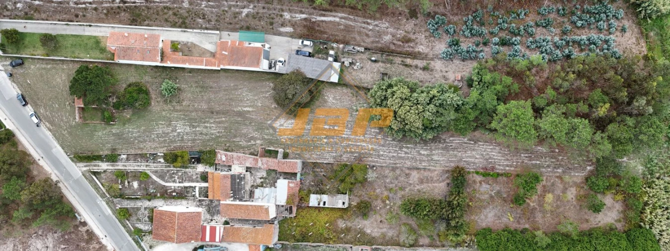 Moradia T1 para Venda em Tornada e Salir do Porto Foto 6