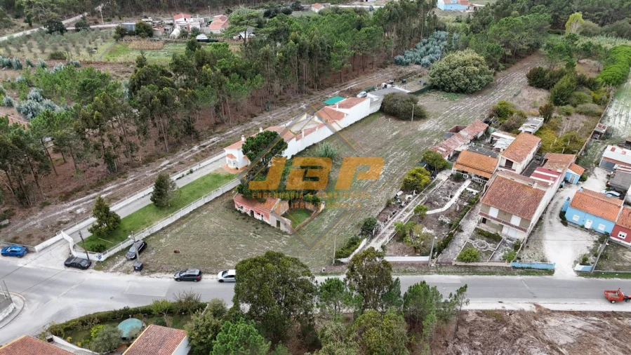 Moradia T1 para Venda em Tornada e Salir do Porto Foto 5