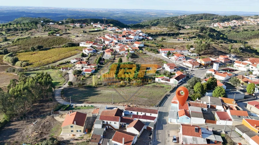 Moradia T3 para Venda em Maxial e Monte Redondo Foto 19