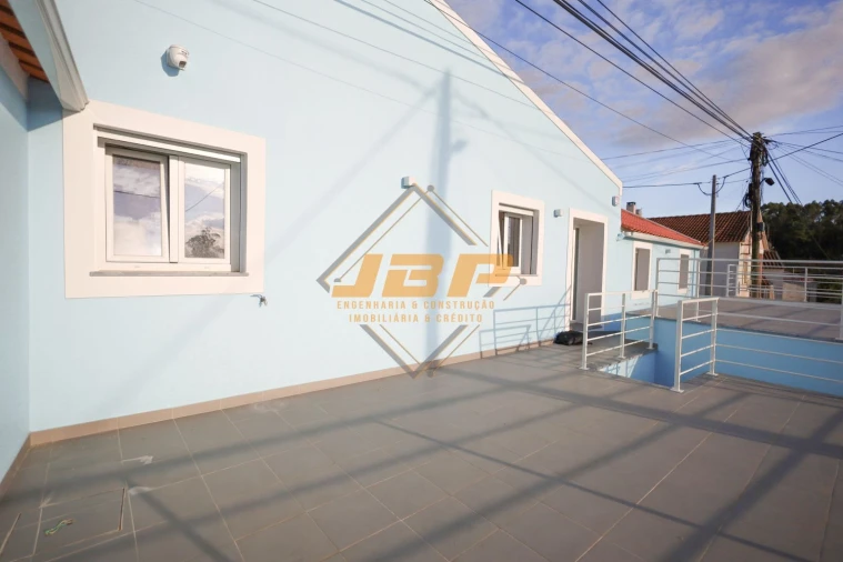 Moradia T3 para Venda em Maxial e Monte Redondo Foto 26