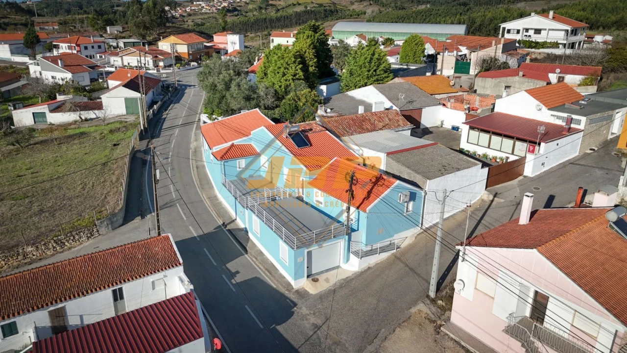 Moradia T3 para Venda em Maxial e Monte Redondo Foto 18