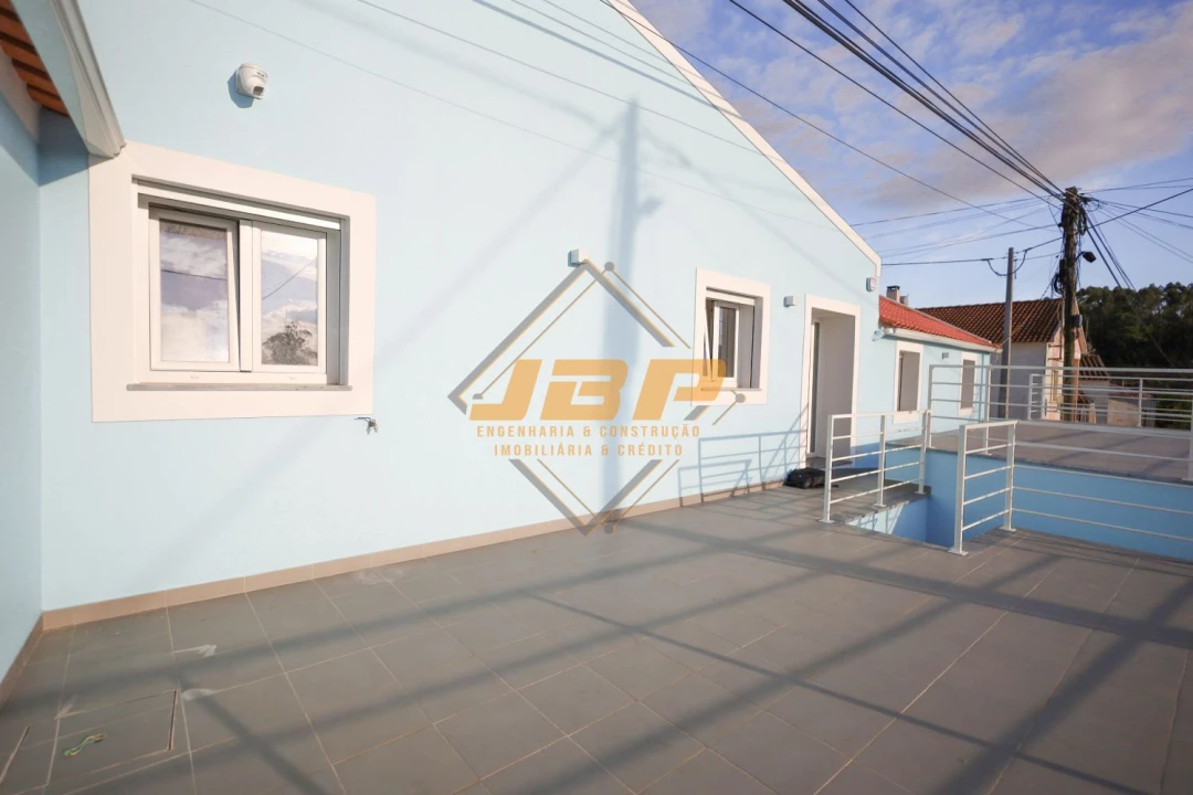 Moradia T3 para Venda em Maxial e Monte Redondo Foto 26