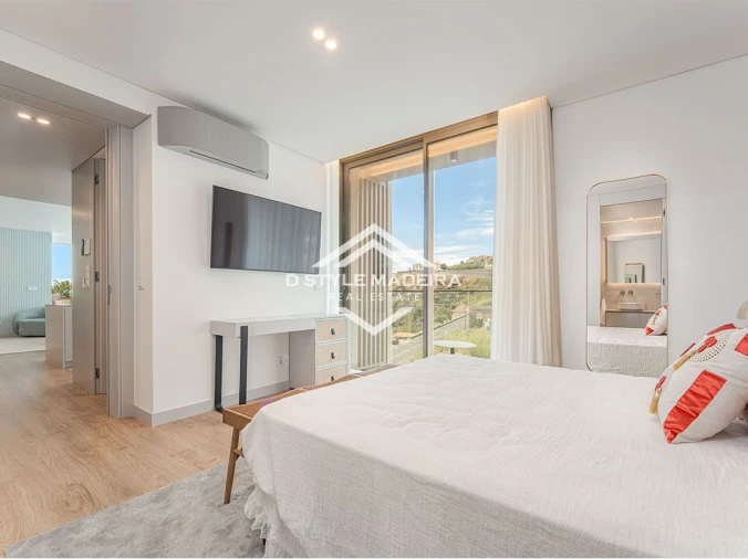 Apartamento T1 para Arrendamento em Calheta Foto 14