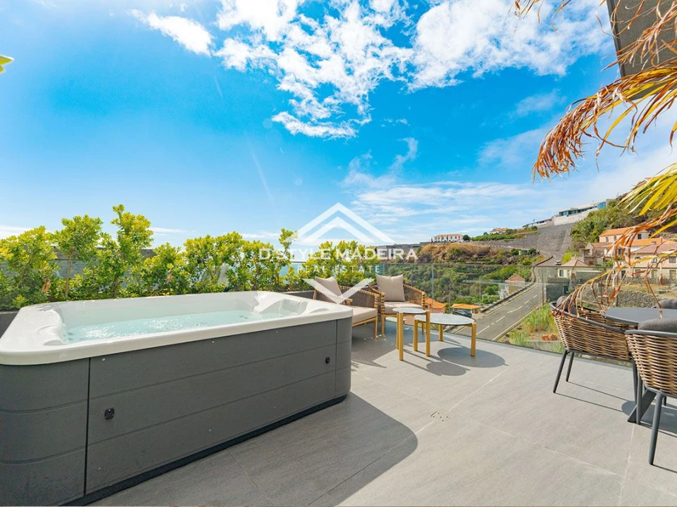 Apartamento T1 para Arrendamento em Calheta Foto 18