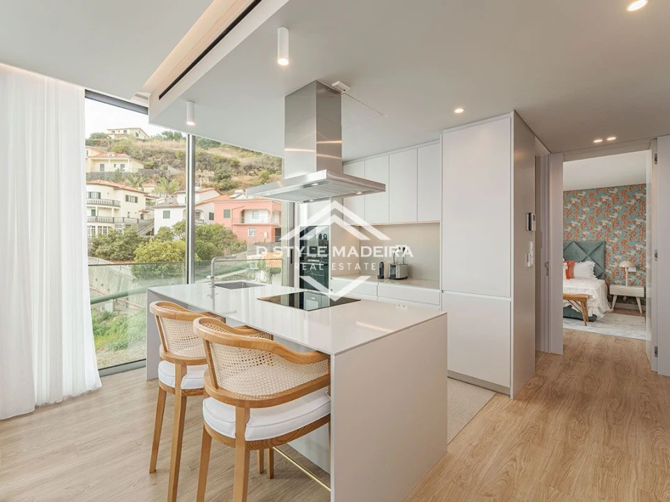 Apartamento T1 para Arrendamento em Calheta Foto 7