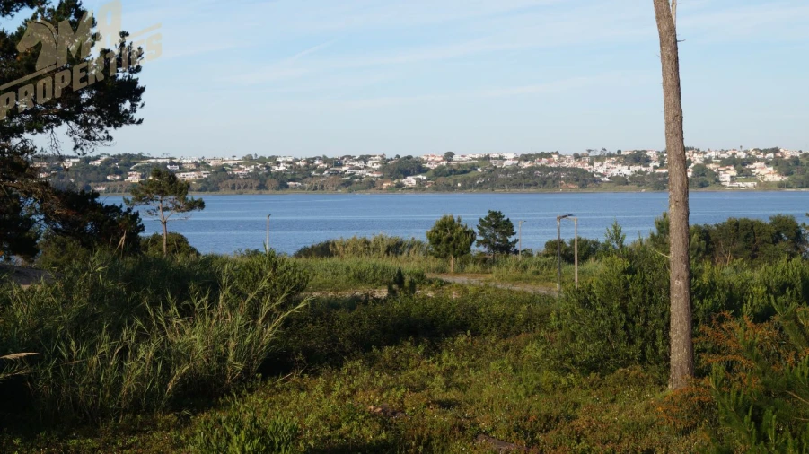 Moradia T3 para Venda em Vau Foto 24