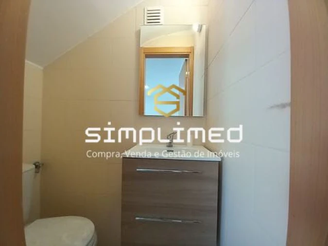 Moradia T3 para Venda em São Domingos de Rana Foto 15